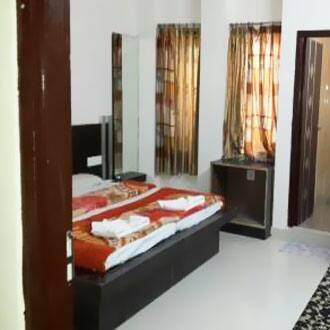Mukherjee Hotel, Lohardaga 3